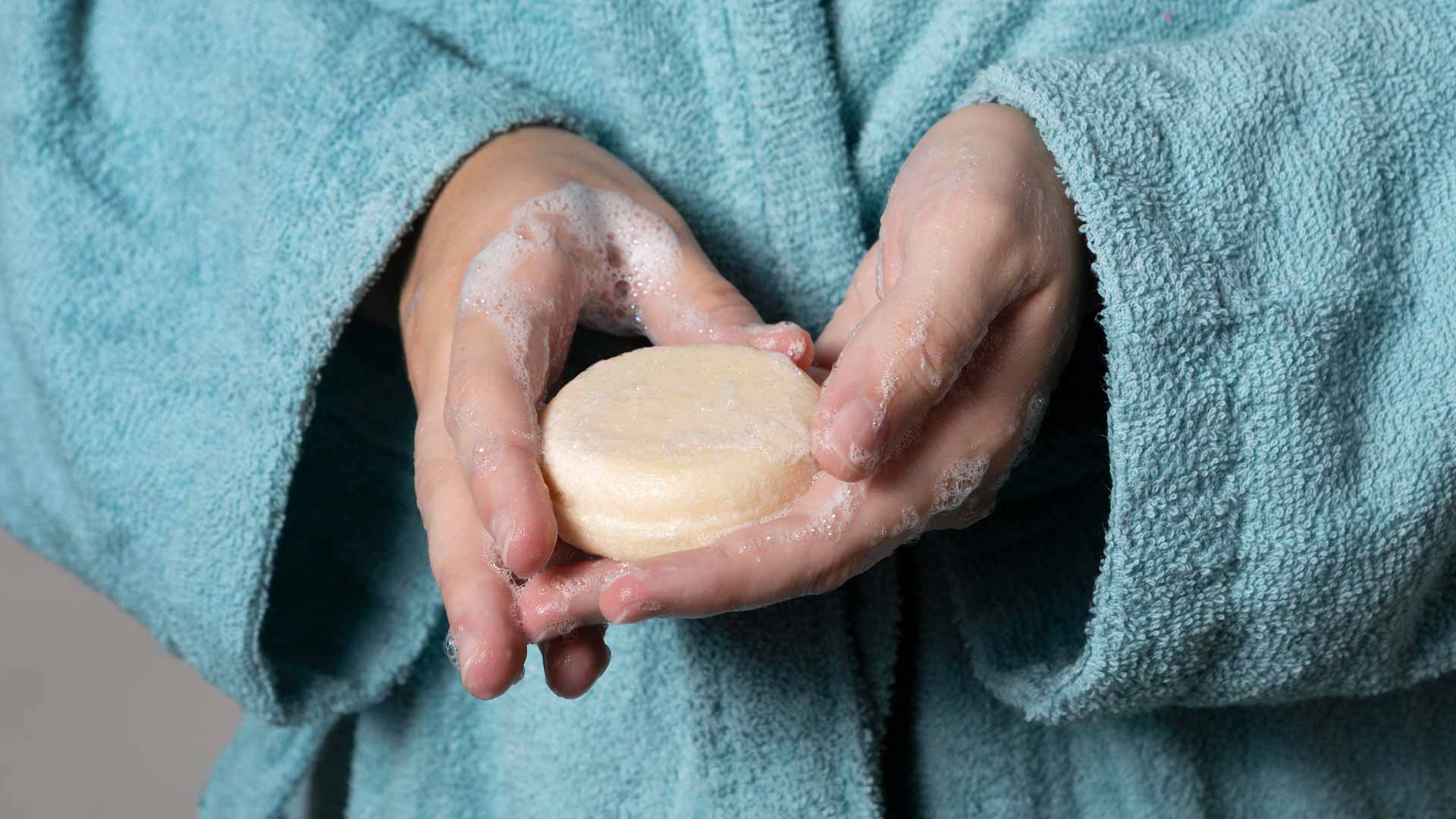Cosmètica natural zero waste sostenible, sense plàstics i respectuosa amb el medi ambient