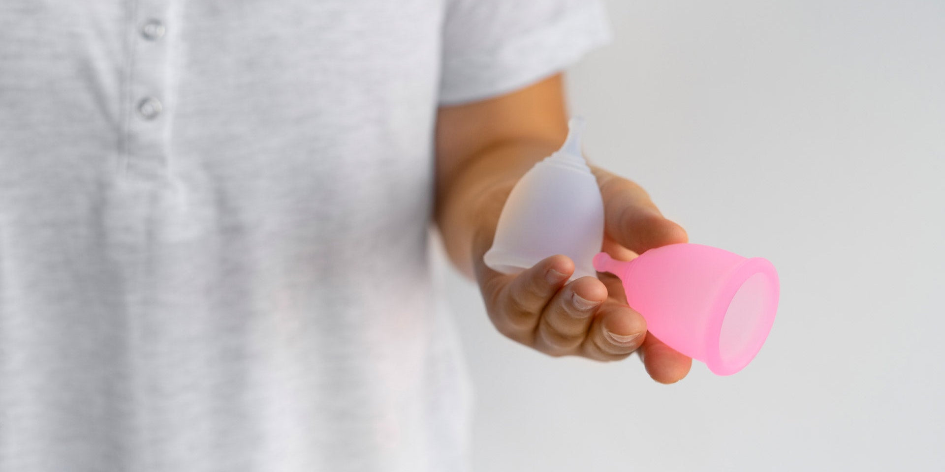 Copes menstruals, calces menstruals I productes naturals d’higiene íntima suaus, equilibrants i respectuosos amb la pell