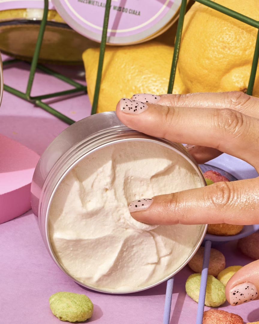 Mousse corporal il·luminadora de Llimona i Ginebró - Cos - Tarannà, botiga de cosmètica natural a Manresa