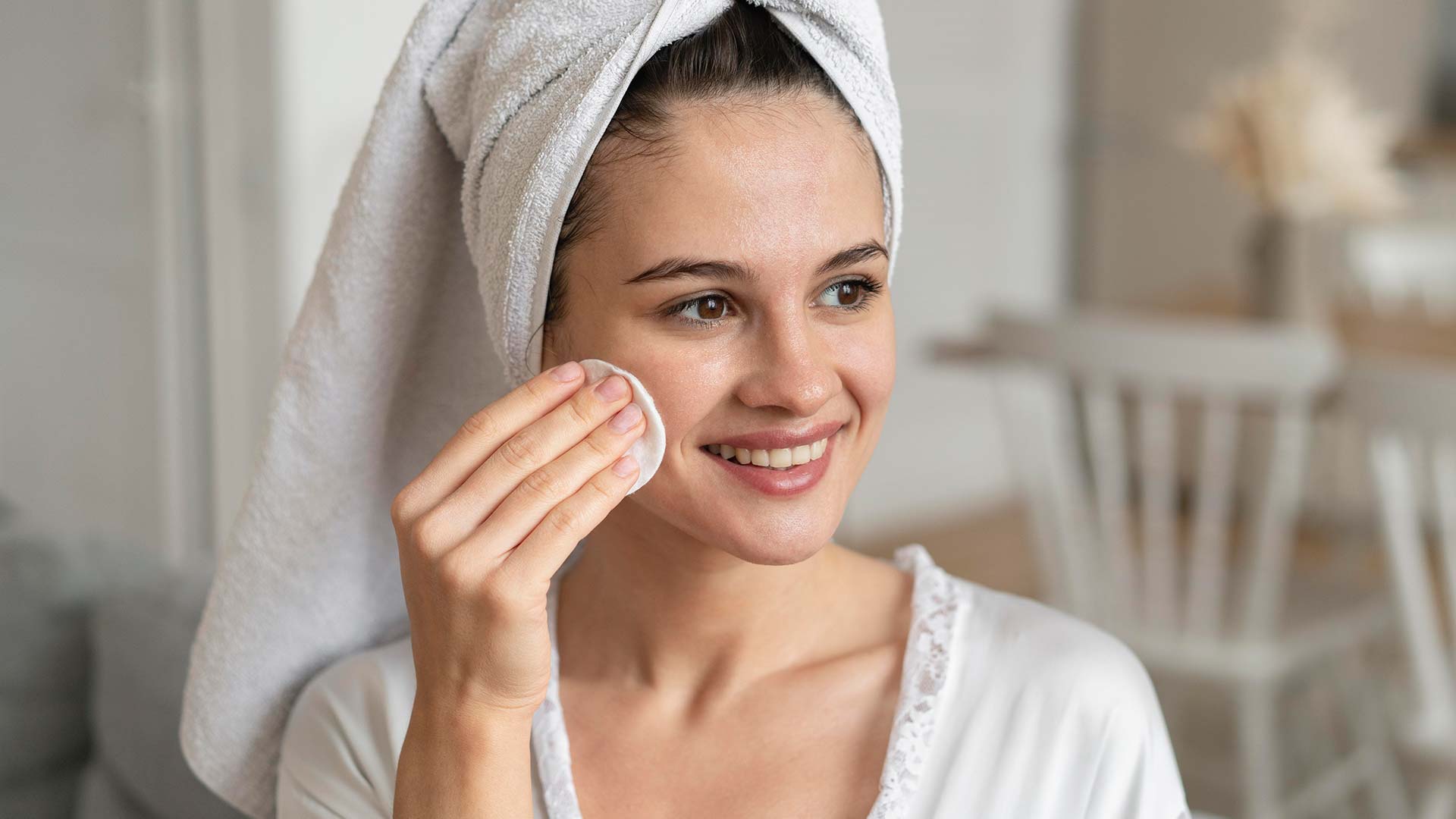 Cosmètica facial sòlida zero waste per rutina facial natural sense plàstics