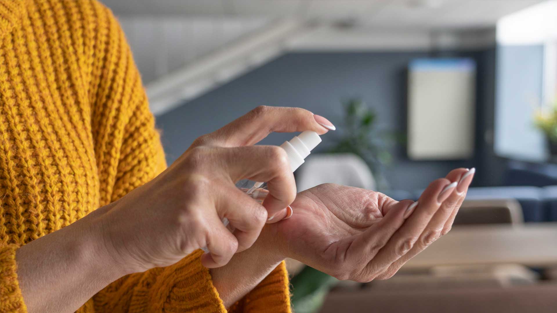 Repel·lents naturals ecològics de cosmètica natural per protegir la pell a l’exterior