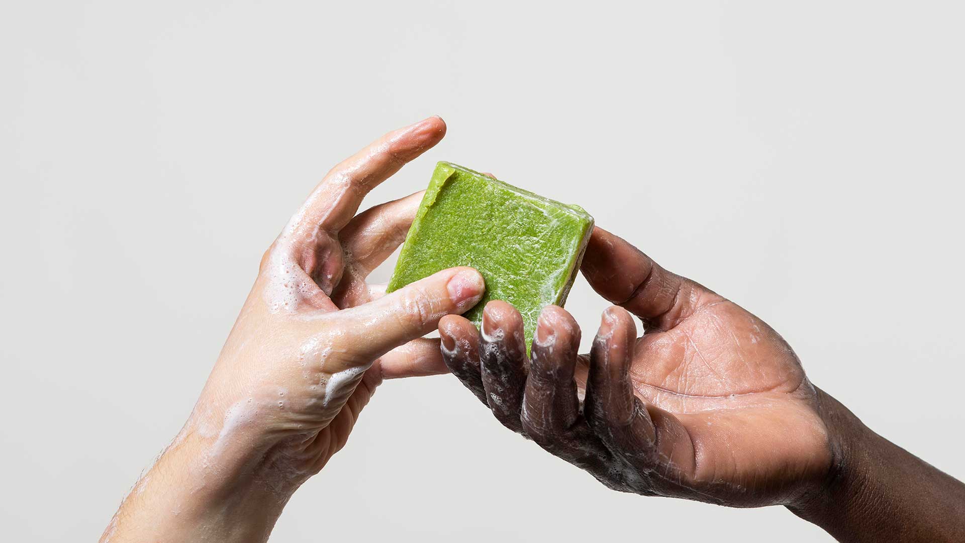 Sabó sòlid corporal natural zero waste per netejar la pell sense plàstics