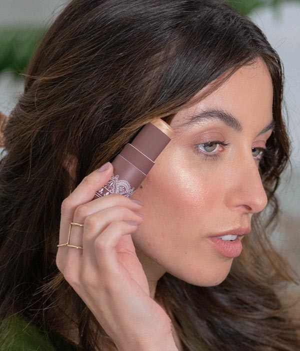 Il·luminador en barra - Maquillatge - Tarannà, botiga de cosmètica natural a Manresa