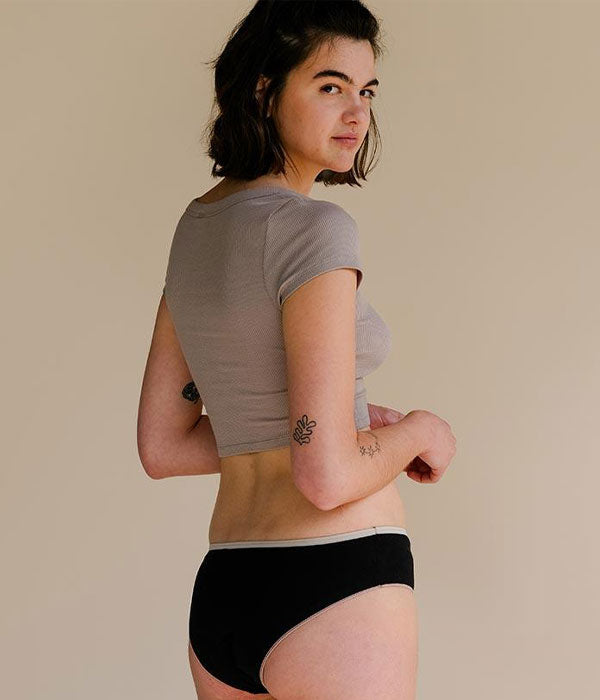 Calces menstruals Classic Young Shiny Plus - Accessoris - Tarannà, botiga de cosmètica natural a Manresa